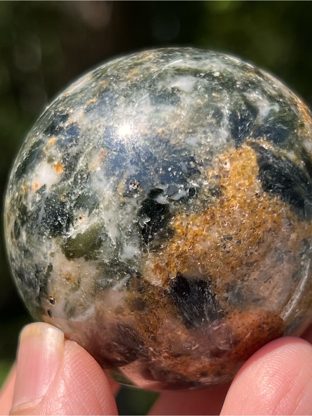 Green (1) mica sphere | crystal
